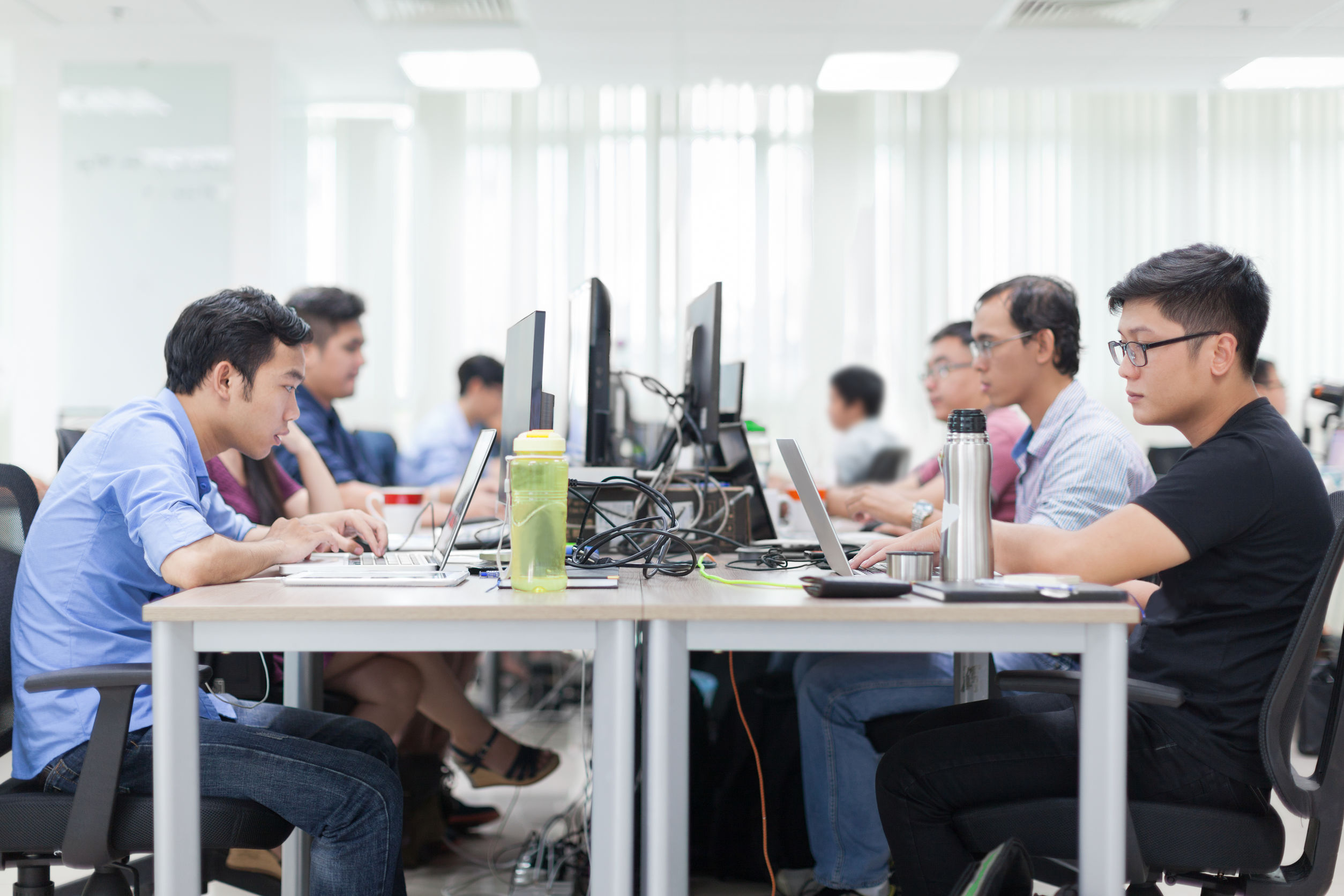 6 in 10 Singaporeans uncomfortable returning to workplace | HRM Asia